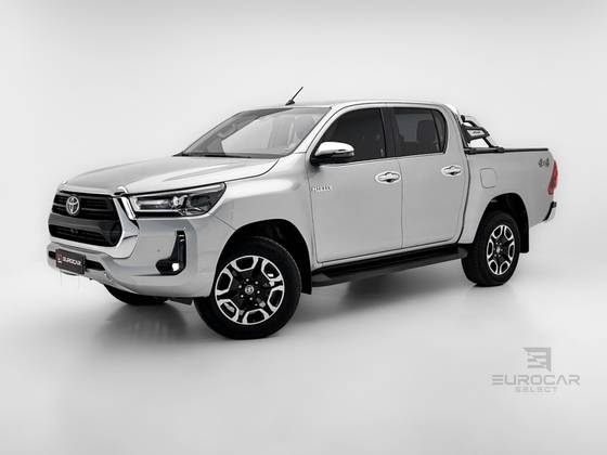 TOYOTA HILUX 2.8 D-4D TURBO DIESEL CD SRX 4X4 AUTOMÁTICO